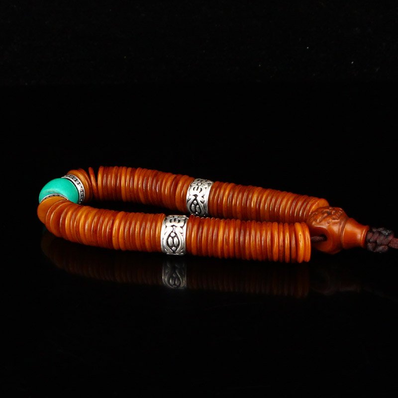 Vintage Tibetan Buddhism Ox Horn & Silver Bracelet: Vintage Tibetan Buddhism Ox Horn & Silver Bracelet Dimension: 15 x 2 (mm) 0.59 x 0.08(inches) Weight: 0.19 lbs/86 g