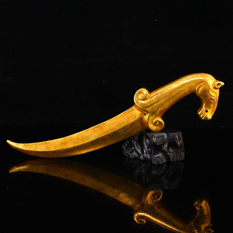 Chinese Tang Dy Gilt Gold Red Copper Horse Head Dagger (1 of 8)