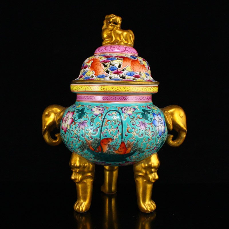 Qing Dy Gilt Gold Famille Rose Porcelain Incense Burner (1 of 11)