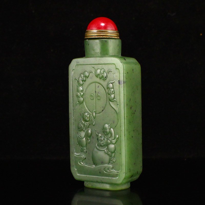 Chinese Green Hetian Jade Urchin Snuff Bottle (1 of 7)