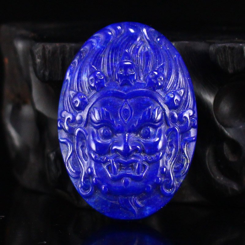 Chinese Natural Lapis Lazuli Buddhism Figure Pendant: Chinese Natural Lapis Lazuli Buddhism Figure Pendant w Certificate Dimension: 25 x 35 x 8(mm) 0.98 x 1.38 x 0.31(inches) Weight: 0.03 lbs/13.01 g The wooden stand no included.