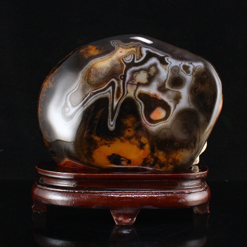 Beautiful Design Natutal Agate Original Stone Statue (1 of 6)