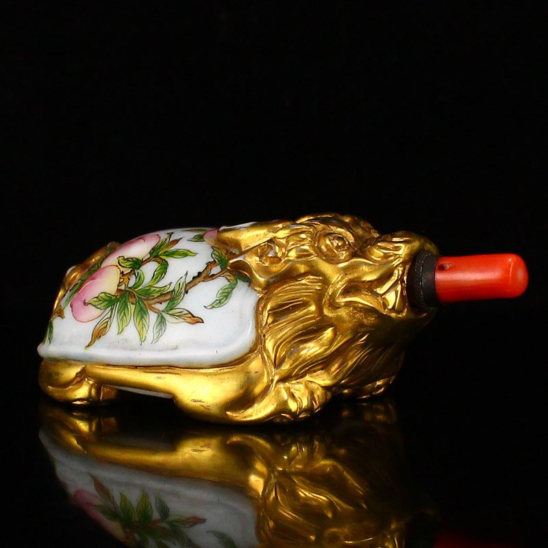 Chinese Gilt Gold Famille Rose Porcelain Snuff Bottle (1 of 8)