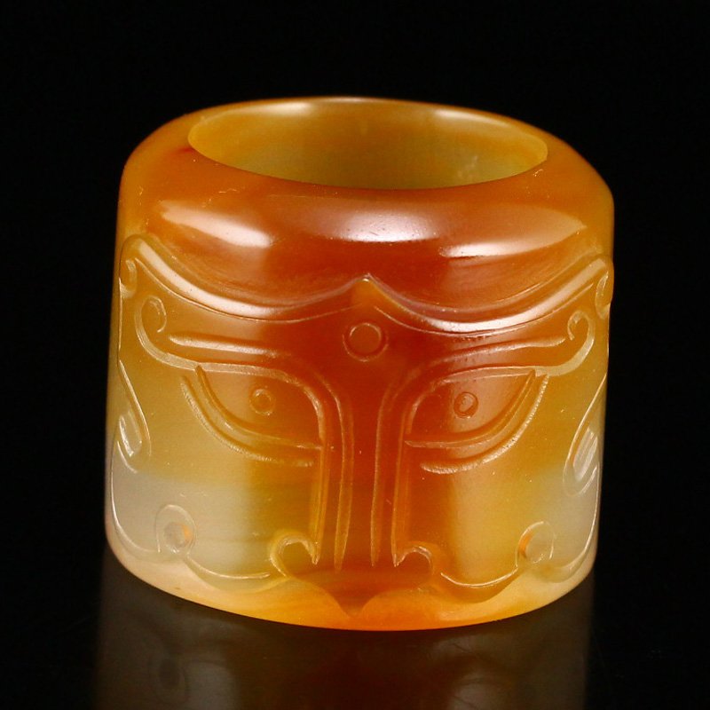 Vintage Chinese Agate Beast Face Design Thumb Ring (1 of 7)