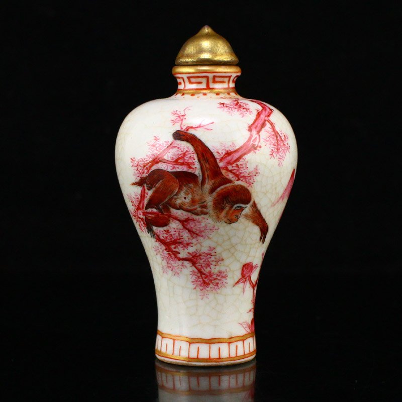 Chinese Gilt Edge Rouge Glaze Porcelain Snuff Bottle: Chinese Gilt Edge Rouge Glaze Monkey & Peach Porcelain Snuff Bottle W.Yongzheng Mark Dimension: 84 x 46 x 46 (mm) 3.3 x 1.81 x 1.81 (inches) Weight: 0.12 lbs/54 g