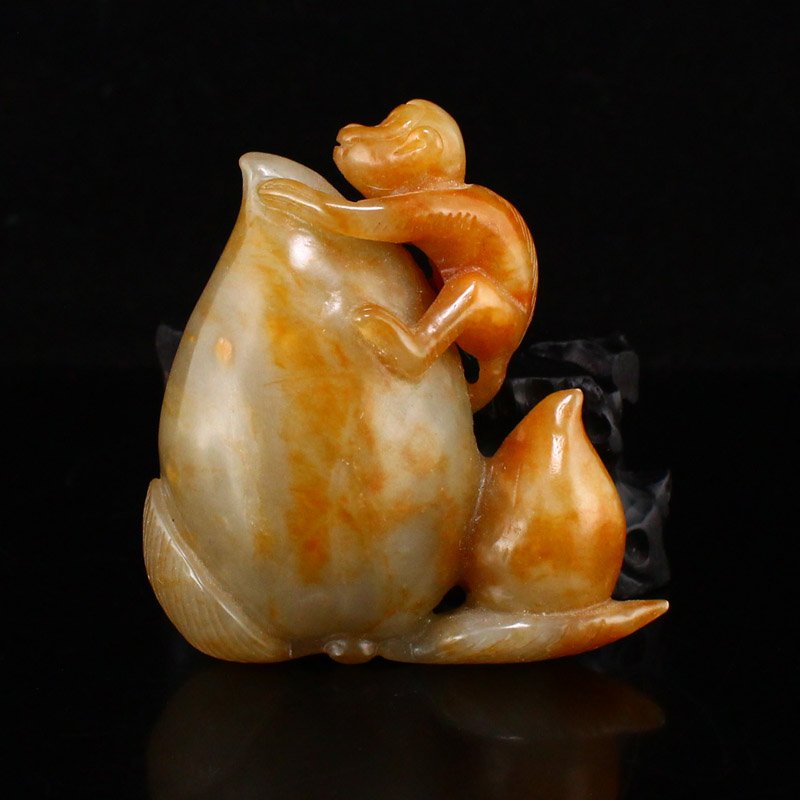 Chinese Hetian Jade Monkey&Peach Statue (1 of 7)