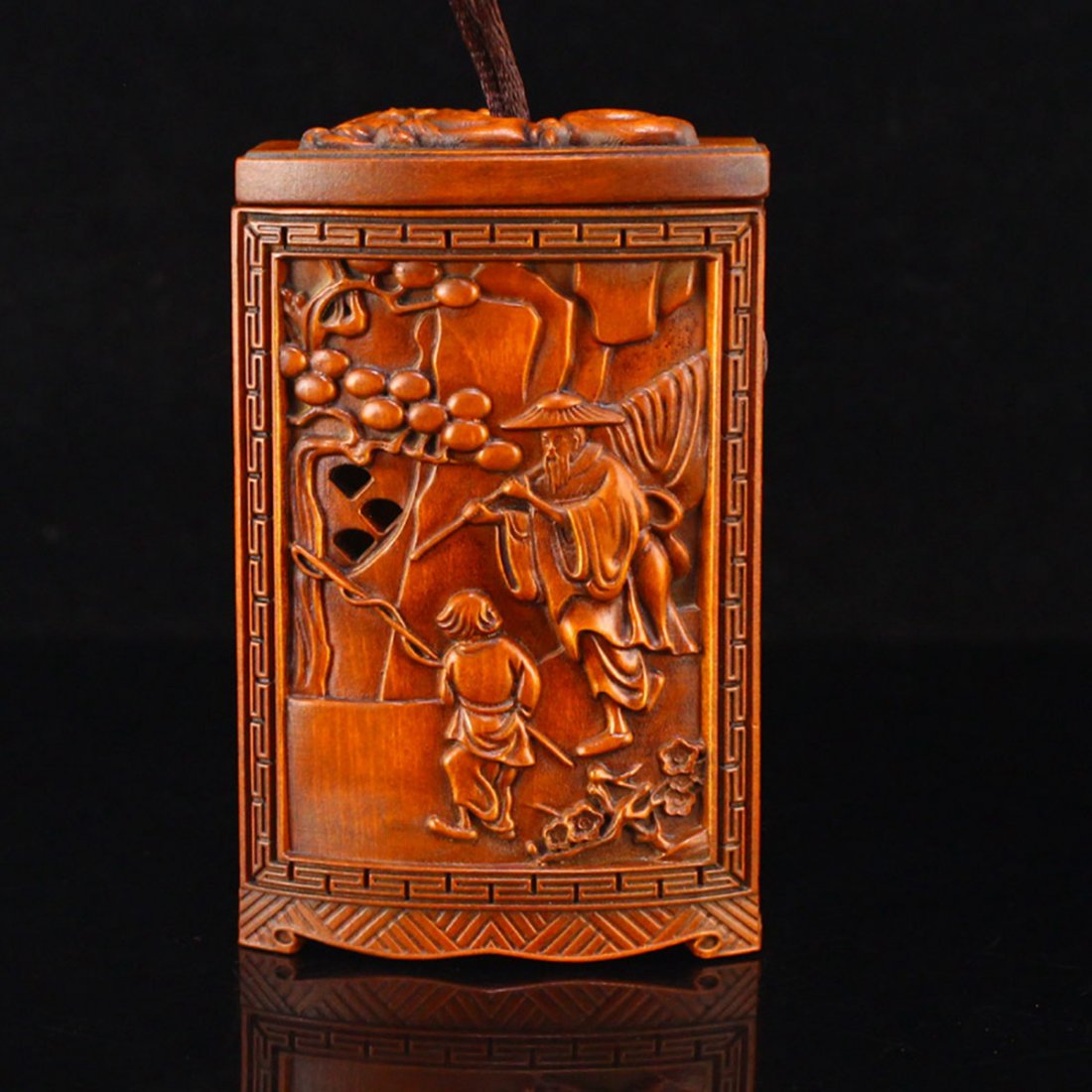 Vintage  Boxwood Carved Old Fisherman Toothpick Box (1 of 7)