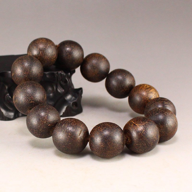 Chinese Chenxiang Wood Beads Bracelet (1 of 6)