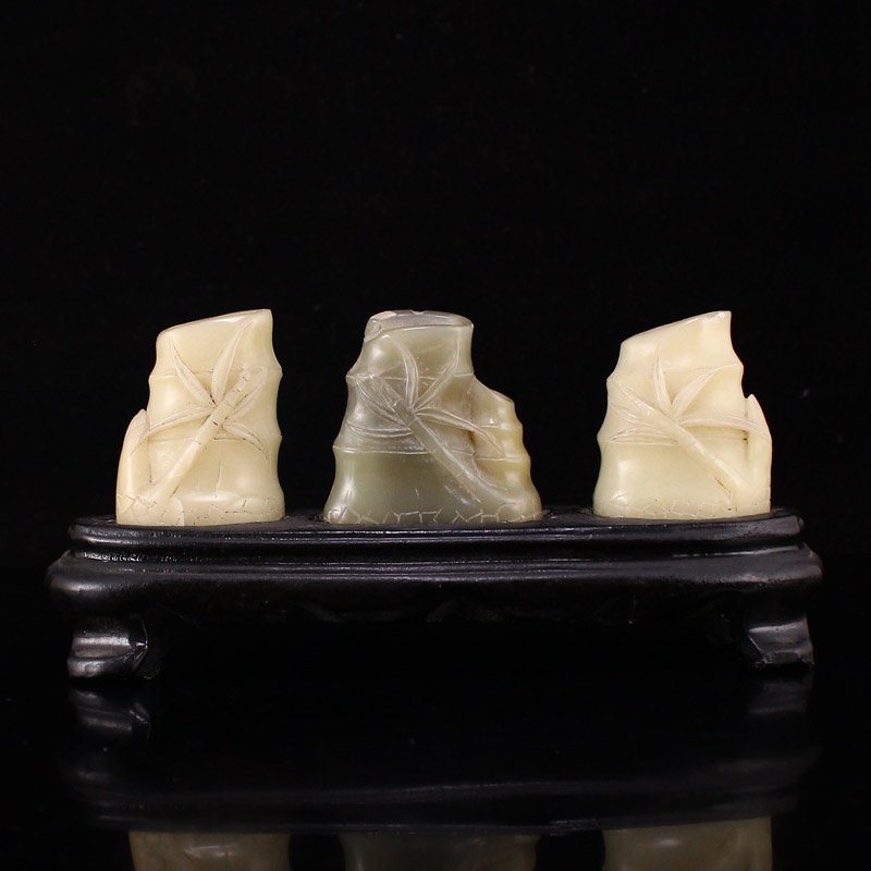 A Set 3 Chinese Shoushan Stone Bamboo Statues (1 of 7)