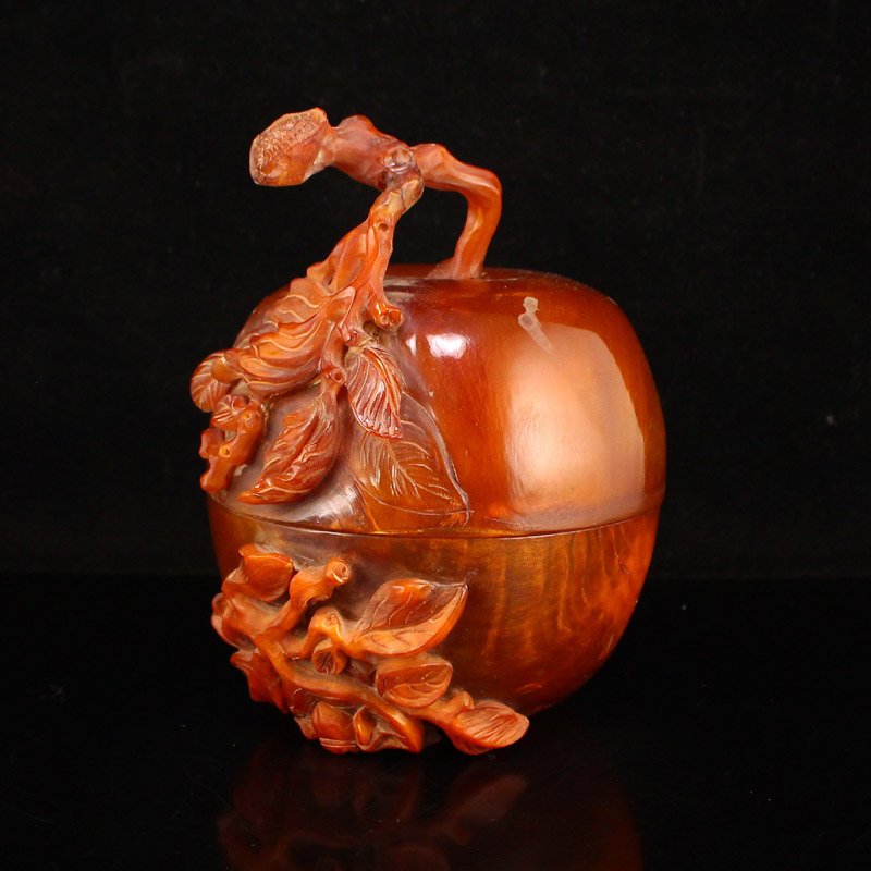 Vintage Chinese Ox Horn Carved Apple Shape Box (1 of 7)