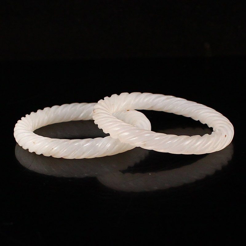 A Pair Chinese Hetian Jade Lucky Rings (1 of 6)