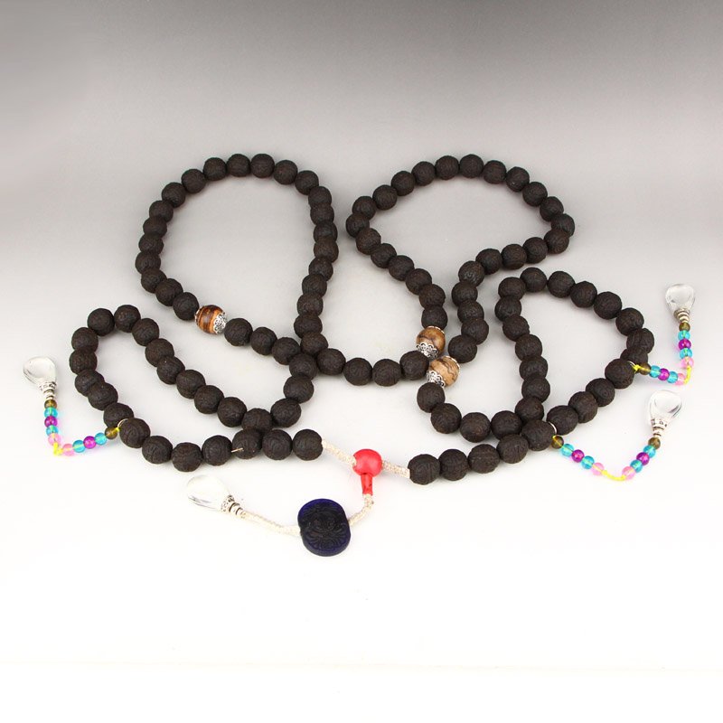 Chenxiang Wood & Crystal Beads Court Officials Necklace (1 of 7)