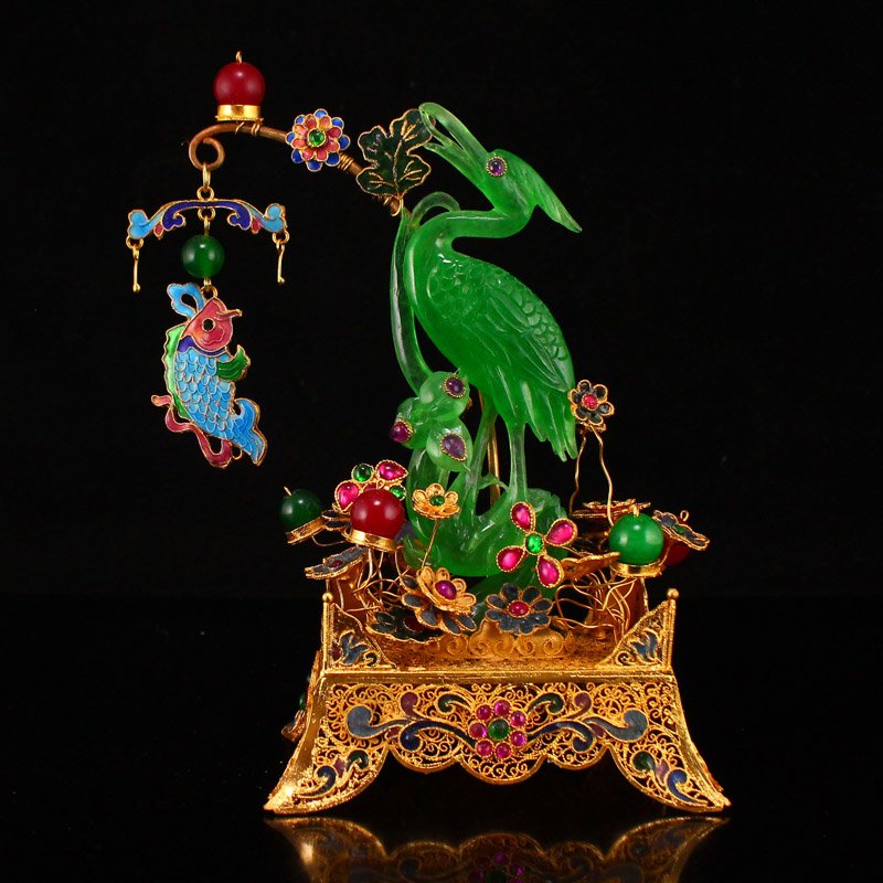 Gold Wire Enamel Inlay Green Jade Fish & Crane Statue (1 of 10)