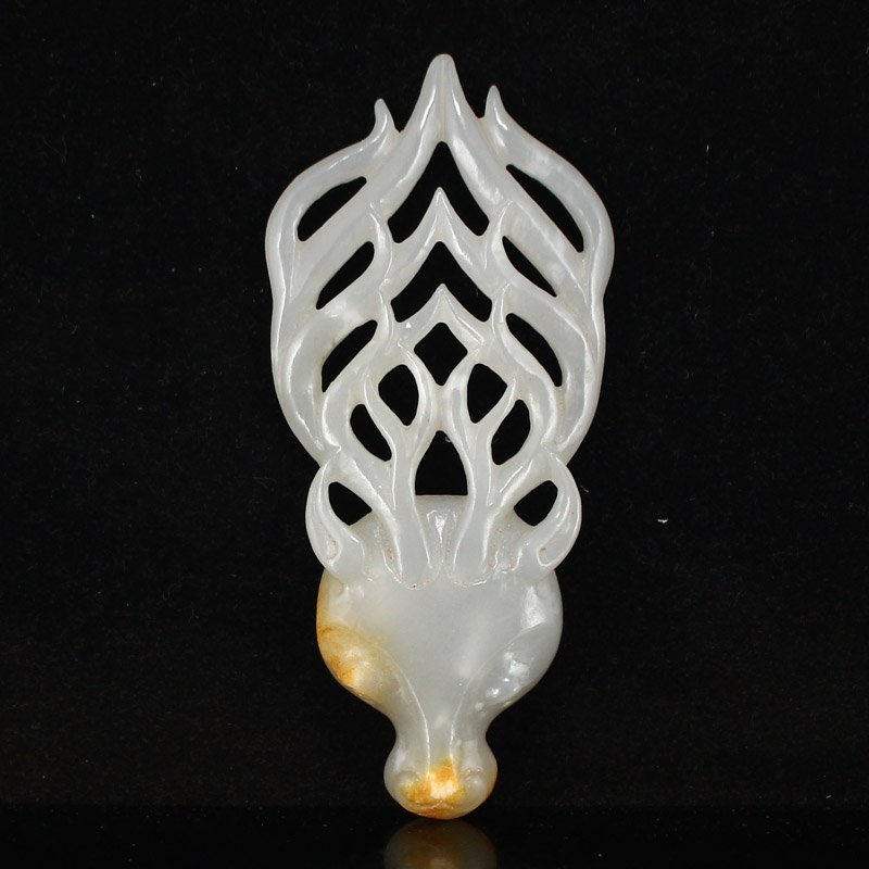 Vintage Chinese Hetian Jade Lucky Deer Head Pendant (1 of 7)