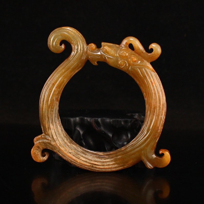 Vintage Chinese Hetian Jade Chi Dragon Pendant (1 of 6)