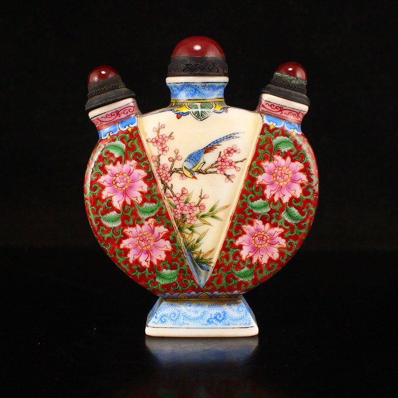 Famille Rose Peking Glass Conjoined Snuff Bottle (1 of 7)
