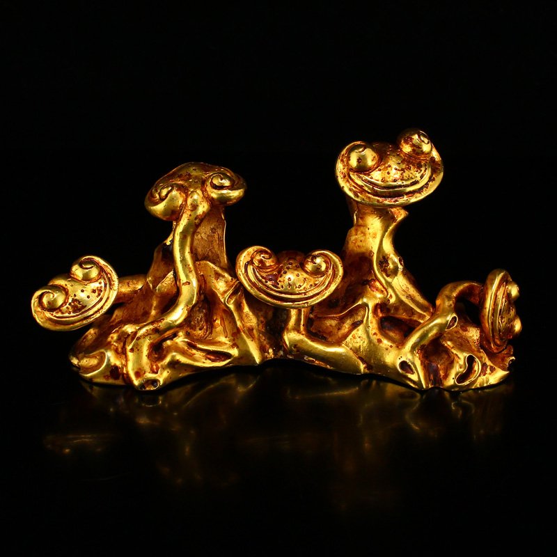 Chinese Gilt Gold Red Copper Ruyi Brush Pen Shelf (1 of 7)