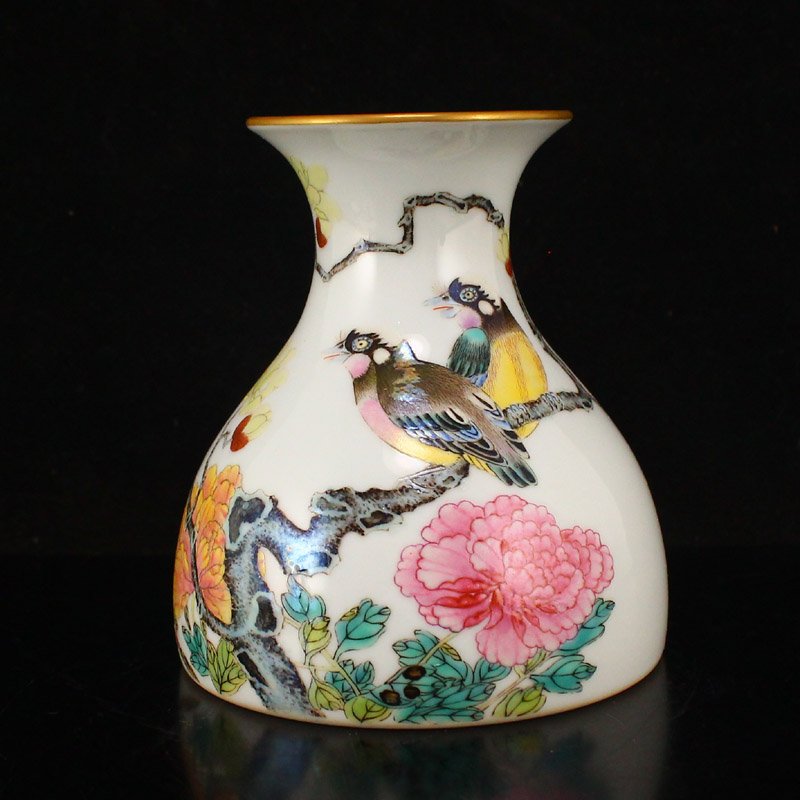 Gilt Edge Famille Rose Bird & Flowers Design Porcelain Vase (1 of 8)