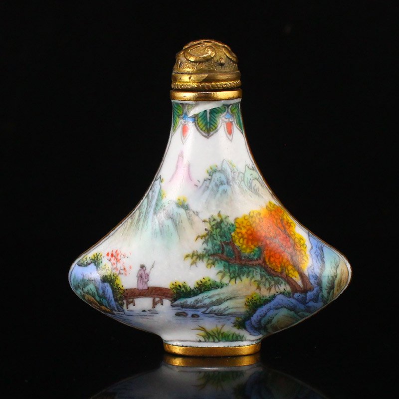 Vintage Chinese Gilt Gold Red Copper Enamel Snuff Bottle (1 of 7)
