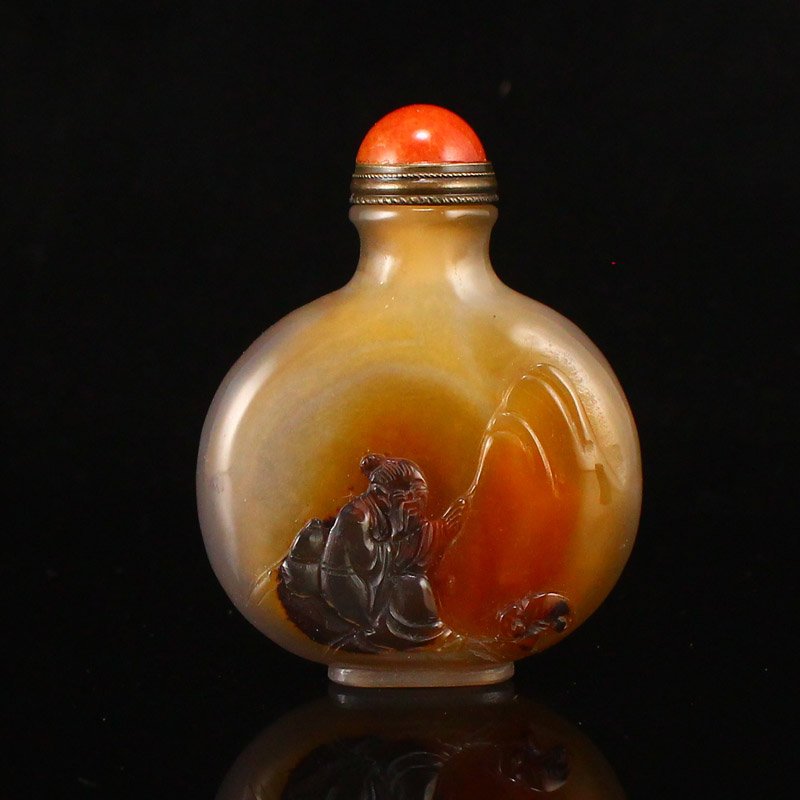 Chinese Agate Low Relief Figure Snuff Bottle (1 of 7)