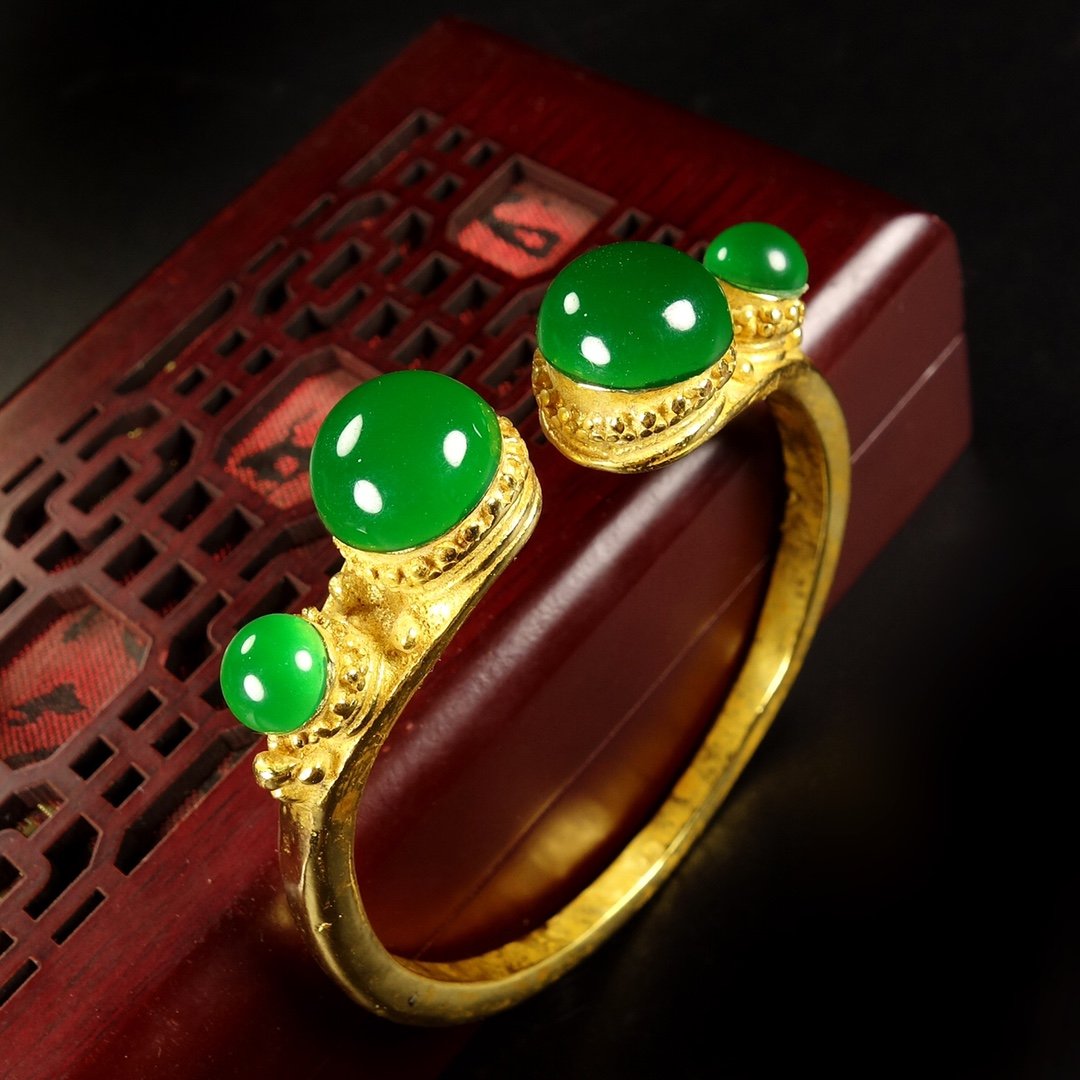 Pair Chinese Gilt Gold Red Copper Inlay Green Jade Bracelet (1 of 7)