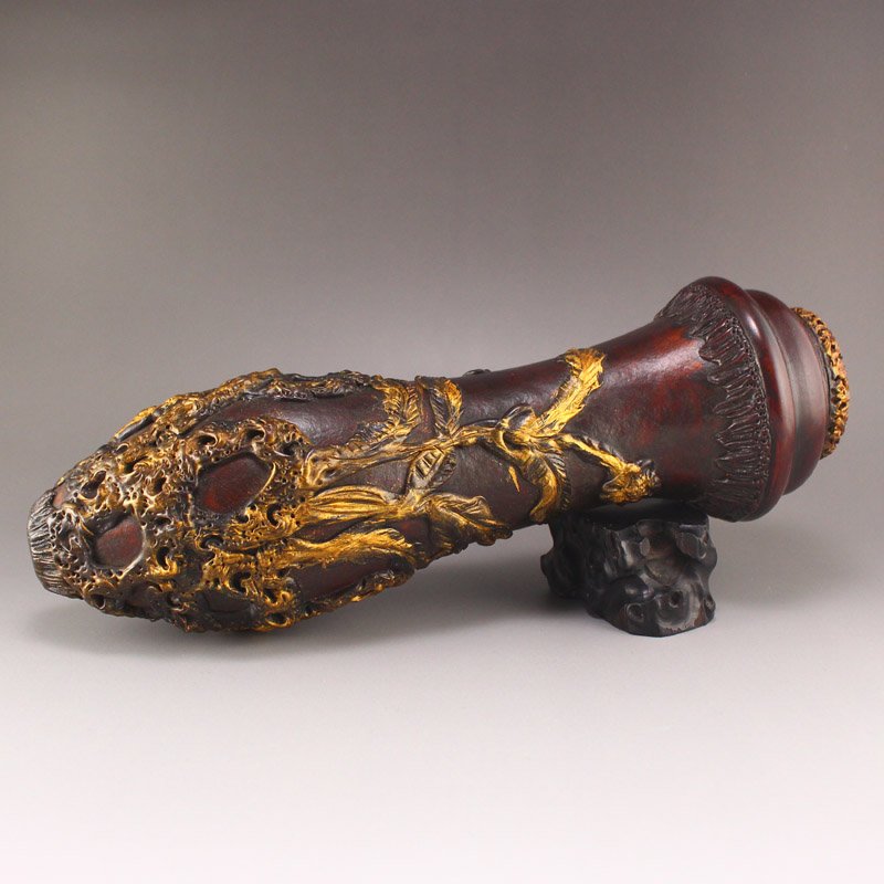 Vintage Chinese Gourd Cricket Pot: Vintage Chinese Gourd Cricket Pot Dimension: 250 x 75(mm) 9.84 x 2.95(inches) Weight: 0.48 lbs/219 g The wooden stand no included.