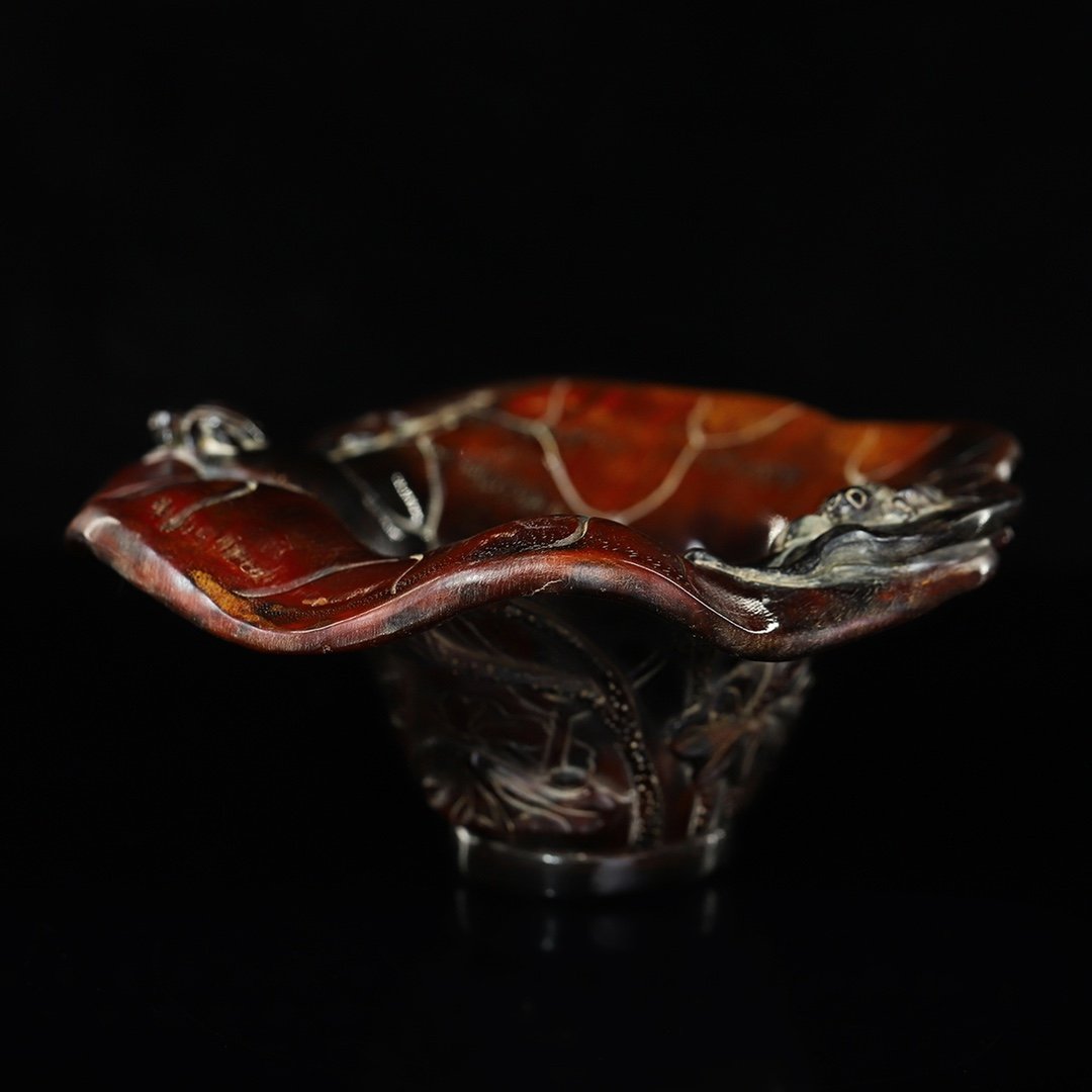 Vintage Ox Horn Lotus Flower Brush Washer: Vintage Ox Horn Lotus Flower Brush WasherDimension: 160x150x70(mm) 6.30x5.91x2.76(inches) Weight 0.49 lbs/221g
