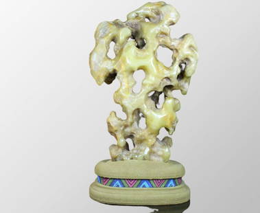Openwork Old Chinese Shoushan Stone Carved Taihu Stone Shape Statue w Box: Openwork Old Chinese Shoushan Stone Carved Taihu Stone Shape Statue w BoxDimension:238 x 155 x 65 (mm)9.37 x 6.10 x 2.56 (inches) Weight:4.20 lbs/ 1908 g