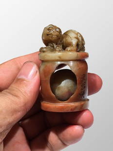Vintage Chinese Shoushan Stone Carved Fortune Beast Seal: Vintage Chinese Shoushan Stone Carved Fortune Beast SealDimension:60 x 34 (mm)2.36 x 1.34(inches) Weight: 0.16 lbs/ 72.5 g