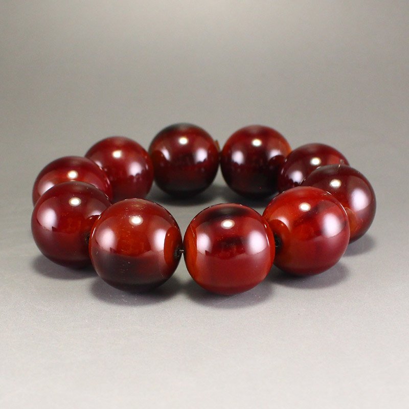 25mm Vintage Ox Horn Beads Bracelet: 25mm Vintage Ox Horn Beads BraceletDimension:25(mm)0.98 (inches) Weight:0.23 lbs/106 g