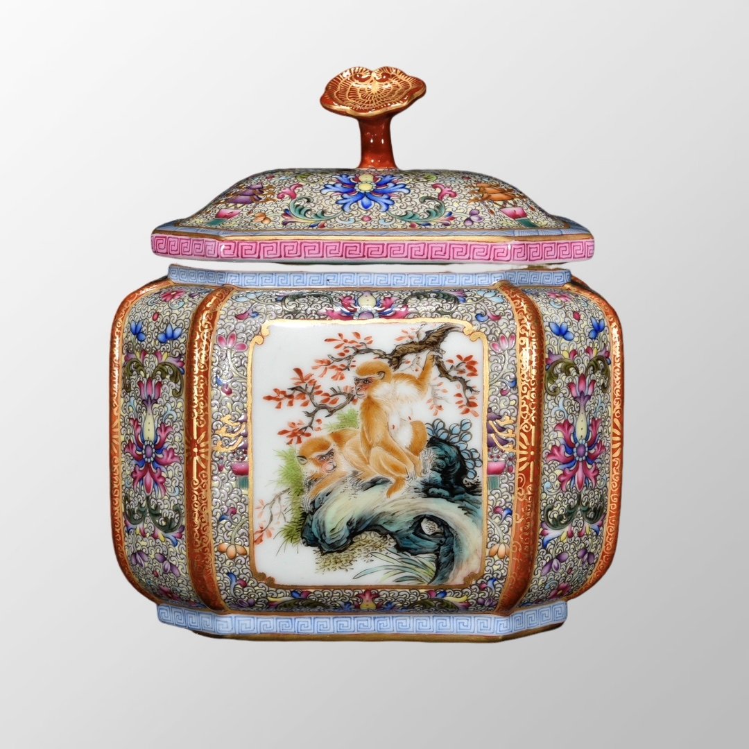 Chinese Qing Dynasty Gilt Edge Famille Rose Enamel Monkey & Rabbit Design Porcelain Pot (1 of 10)
