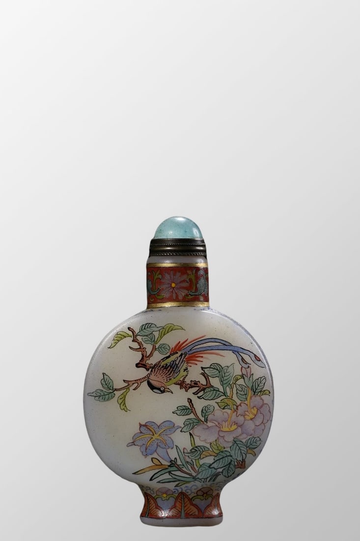 Old Chinese Famille Rose Peking Glass Flower Bird Snuff Bottle: Old Chinese Famille Rose Peking Glass Flower Bird Snuff BottleDimension:85 x 52 x 22(mm) 3.35 x 2.05 x 0.87 (inches) Weight:0.19 lbs/ 88 g