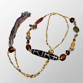 Tibetan DZI Agate Lucky Pendant w Necklace