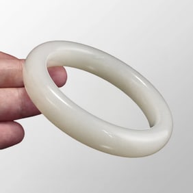 Inside Diameter 56.5 mm Chinese Natural White Hetian Jade Bracelet