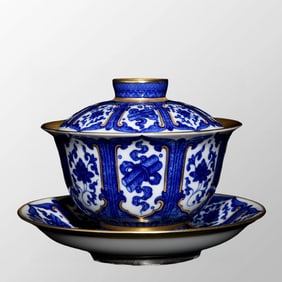 Chinese Gilt Gold Blue And White Porcelain Teabowl w Lid & Saucer
