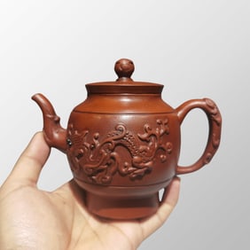 Chinese Yixing Zisha Clay Fortune Dragon Teapot w Artist Signed