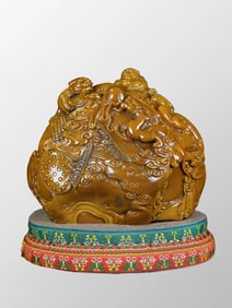 Superb Chinese Qing Dynasty Shoushan Stone Tianhuang Stone High Relief Dragon & Ball Seal Stone