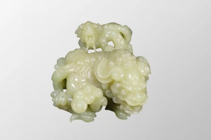 Superb Chinese Qing Dynasty Hetian Jade Fortune Lion Statue
