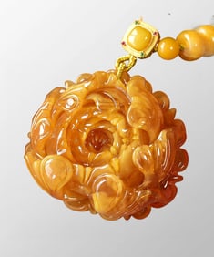 Superb Beautiful Natural Beeswax Carved Peony Pendant w Beeswax Beads Necklace