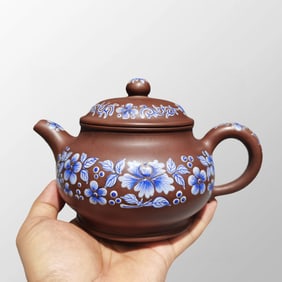 Chinese Yixing Zisha Clay Teapot w Artist Signed