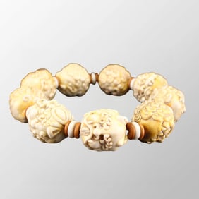 Old Bone Beast Head Bracelet