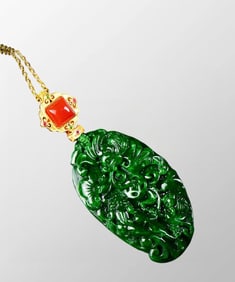 Beautiful Green Jadeite Carved Ruyi Bat Pendant w 18k Gold Inlay Agate Necklace