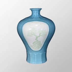 Chinese Blue Glaze Porcelain Vase