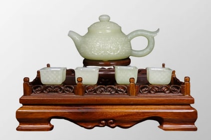 A Set Exquisite Chinese Qing Dynasty Natural White Hetian Jade Teapot & Cups