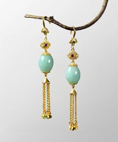 A Pair Exquisite Gilt Gold Inlay Jadeite Earrings