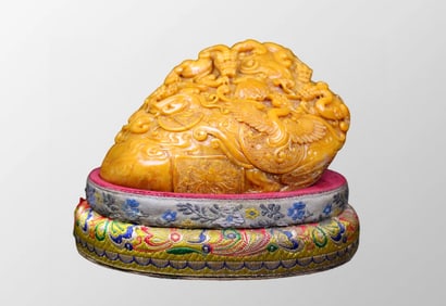 Vintage Chinese Shoushan Stone Tianhuang Stone High Relief Dragon Phoenix Seal Statue