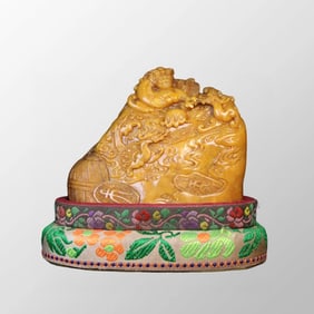 Vintage Chinese Shoushan Stone Tianhuang Stone High Relief Chi Dragon Seal w Box