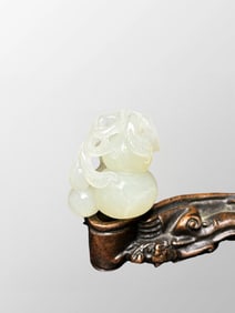 Chinese Natural Hetian Jade Carved Gourd Pendant