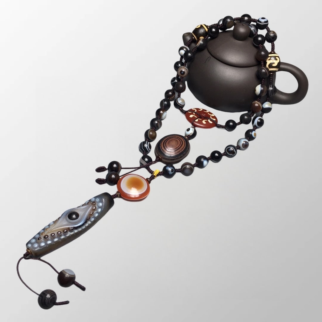 Vintage Tibetan DZI Agate Bead Pendant/necklace (1 of 10)