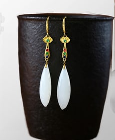 A Pair Exquisite Chinese 18K Gold Inlay White Hetian Jade Orchid Earrings